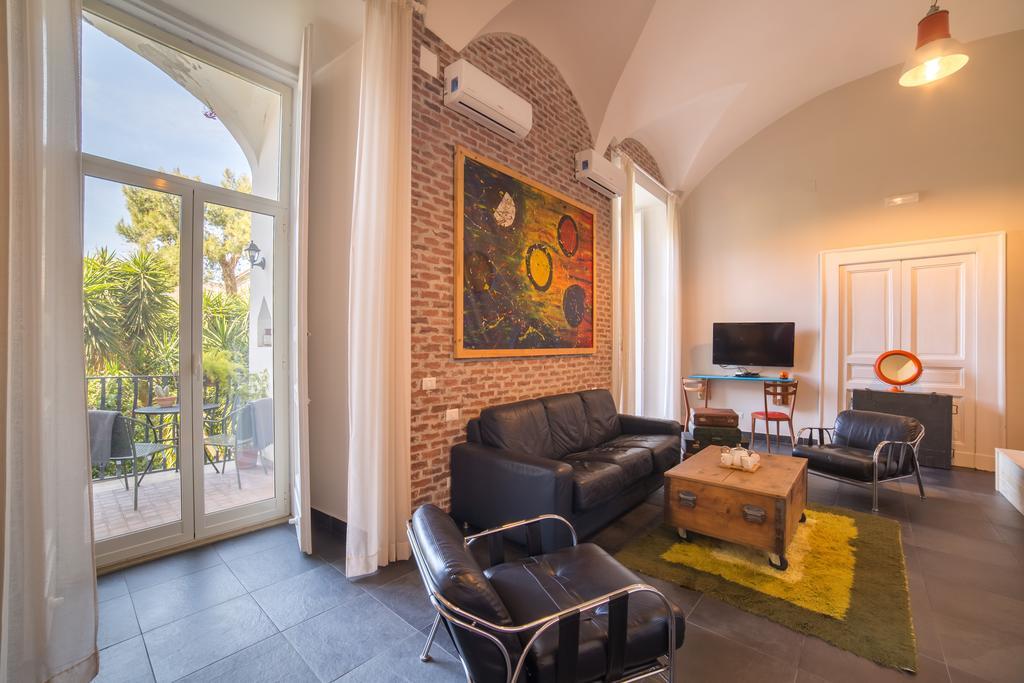 The Bellini House By House In Naples Bed and Breakfast Exteriör bild